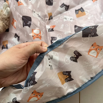 Pounce & Chase Glow Mouse Toy - Interactive Light-Up Prey in Play Tent